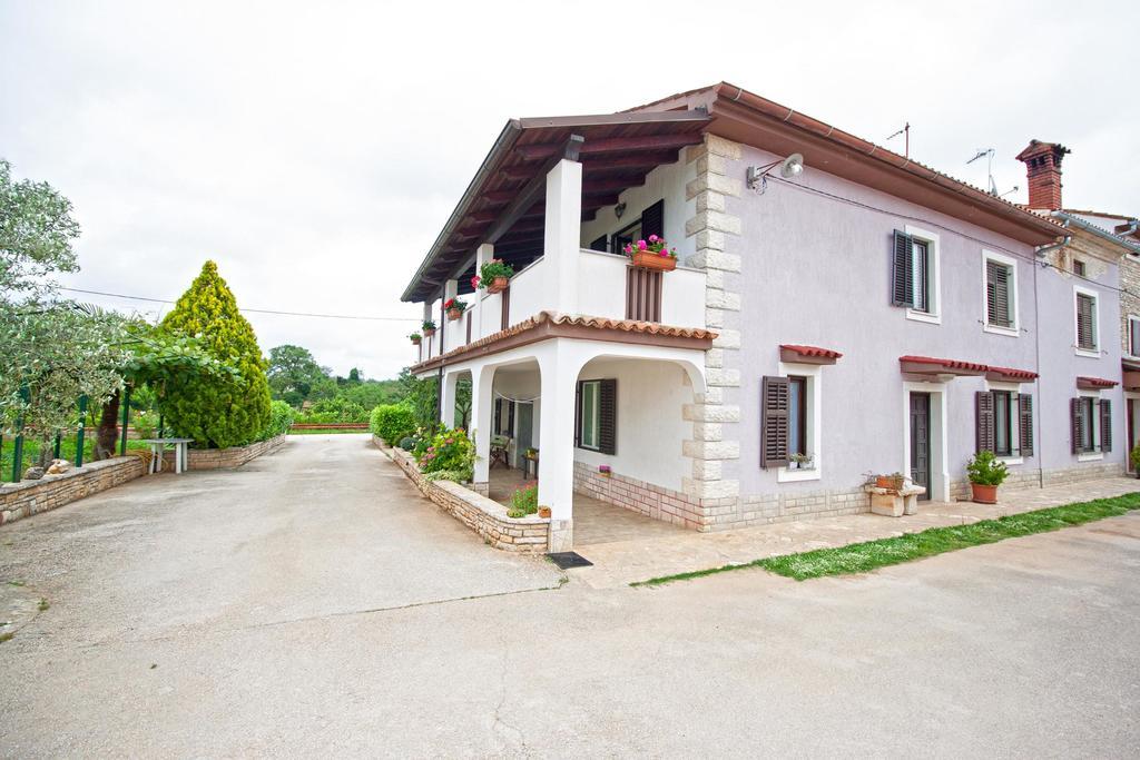 Apartman Orbanici Ngoại thất bức ảnh
