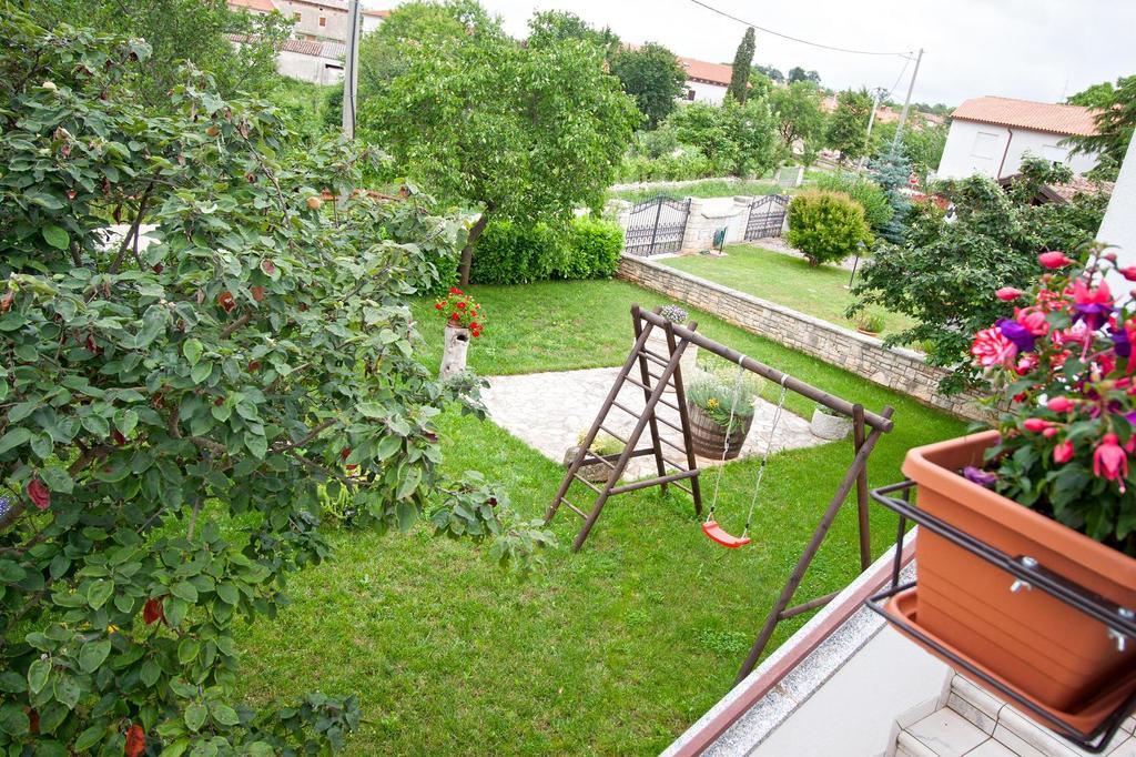 Apartman Orbanici Ngoại thất bức ảnh