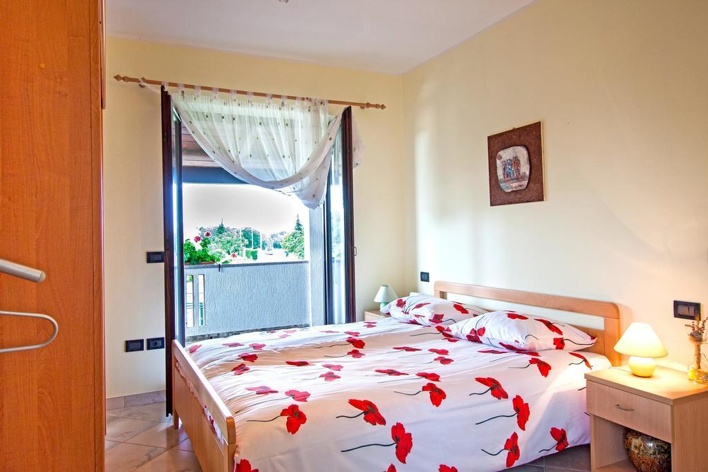 Apartman Orbanici Ngoại thất bức ảnh