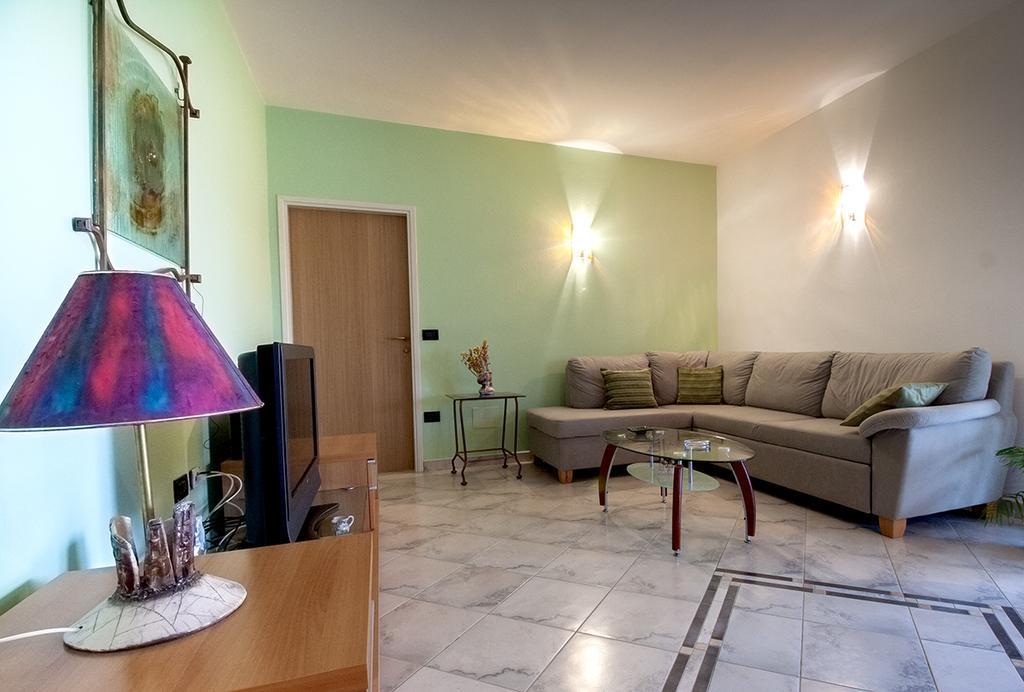 Apartman Orbanici Ngoại thất bức ảnh